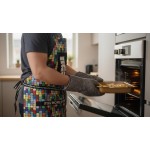 Kit de tablier en toile DIY pour la Coupe du Monde de la FIFA – Projet d'artisanat en tissu pour fans de football – Comprend un panneau en tissu noir et multicolore de 24