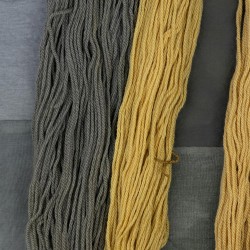 Extrait de grenade, colorant naturel et tanin, 1 oz. Extrait de grenade, colorant naturel et tanin, 1 oz.