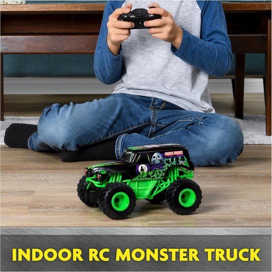 Monster Jam, Monster Truck télécommandé officiel Grave Digger, échelle 1:24, 2,4 GHz, jouets pour enfants pour garçons et filles à partir de 4 ans